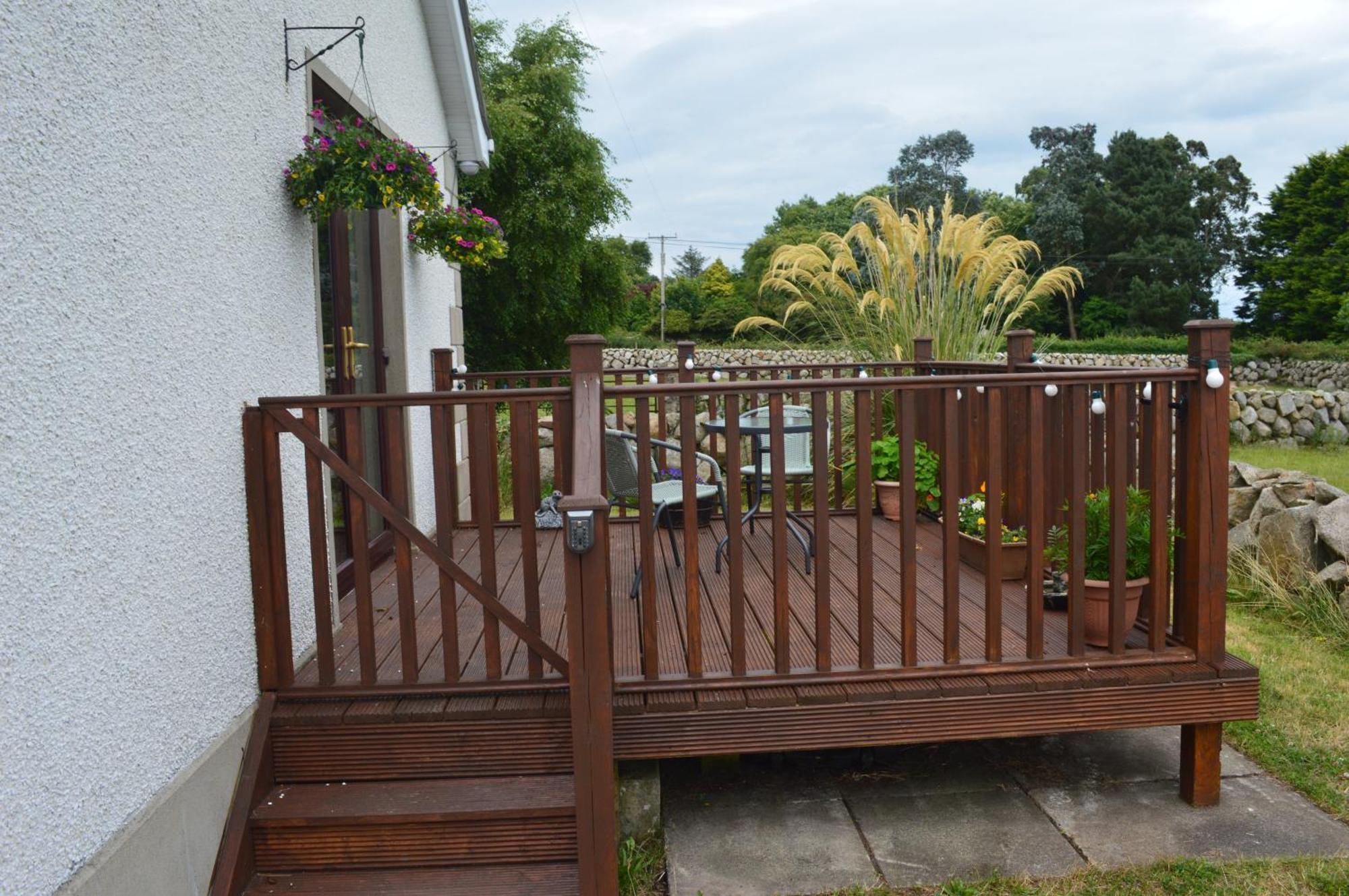 Carrick Cove Self Contained Accomodation With Private Decking Annalong Exterior photo
